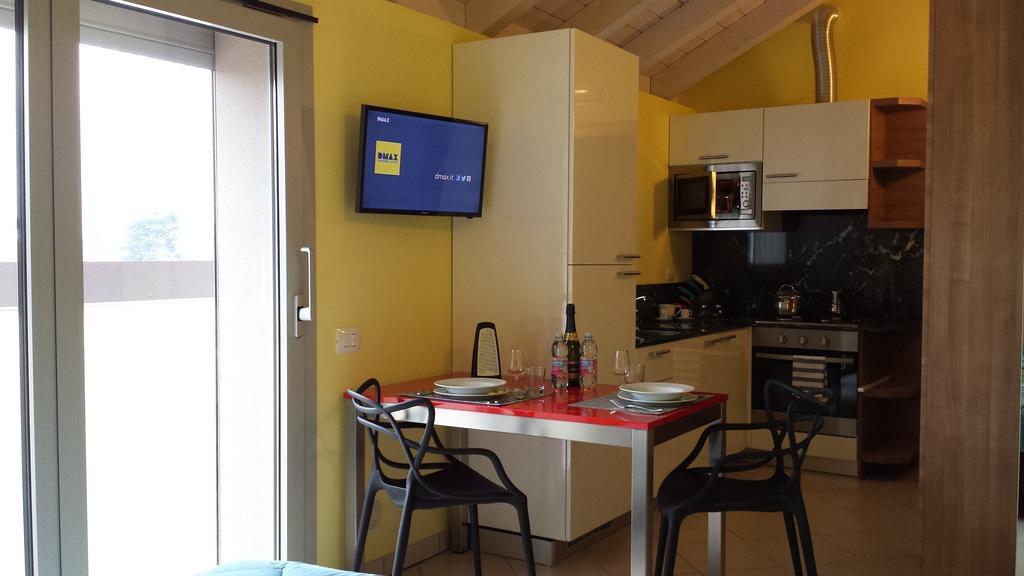 Residence Luna di Monza Habitación foto