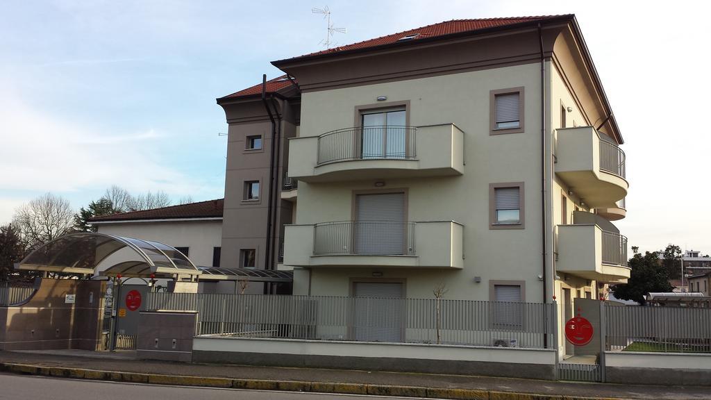 Residence Luna di Monza Exterior foto